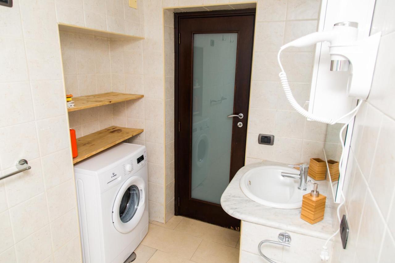 Apartamento Cuore Di Spaccanapoli Exterior foto